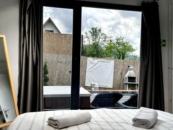Bungalow,doğa Manzaralı,özel Havuzlu Ve Jakuzili