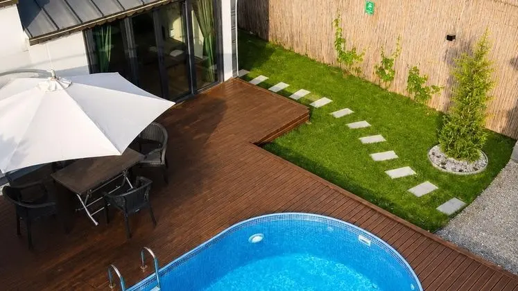 Bungalow, Havuz Manzaralı, Özel Havuzlu ve Bahçeli