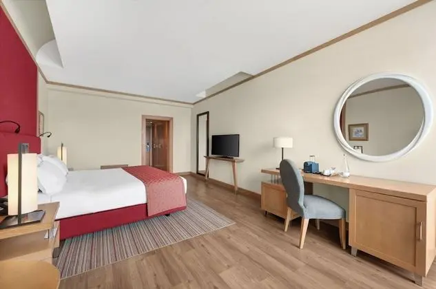 Deluxe Tek Büyük veya İki Ayrı Yataklı Oda, Deniz Manzaralı