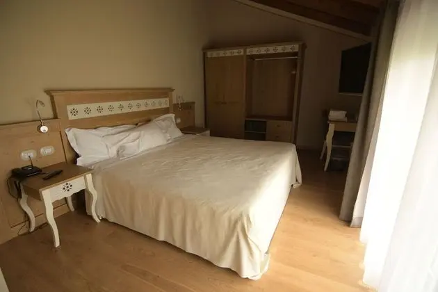 Deluxe Tek Büyük veya İki Ayrı Yataklı Oda