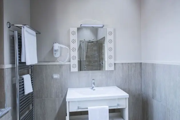 Deluxe Tek Büyük veya İki Ayrı Yataklı Oda