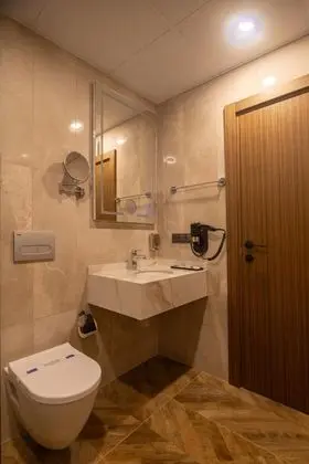 Standart Oda, Bahçe veya Sokak Manzaralı, Büyük Yataklı