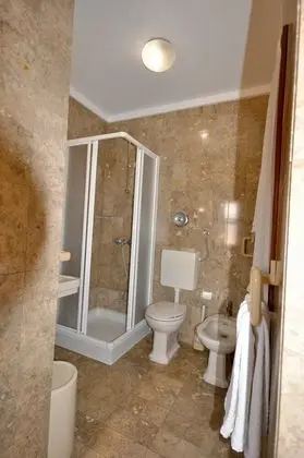 Villa, 5 Yatak Odası, Balkon