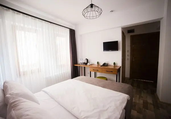 Çift ​​kişilik Economy