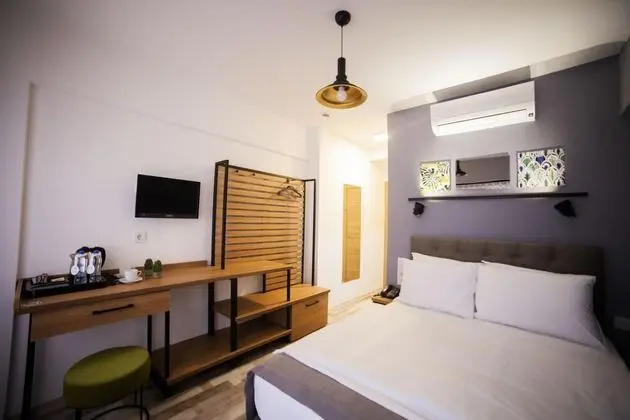 Tek Kişilik,Şehir Manzaralı