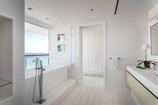 Luxury Çatı Katı Süiti (Penthouse), 3 Yatak Odası, Okyanus Manzaralı, Denize Sıfır