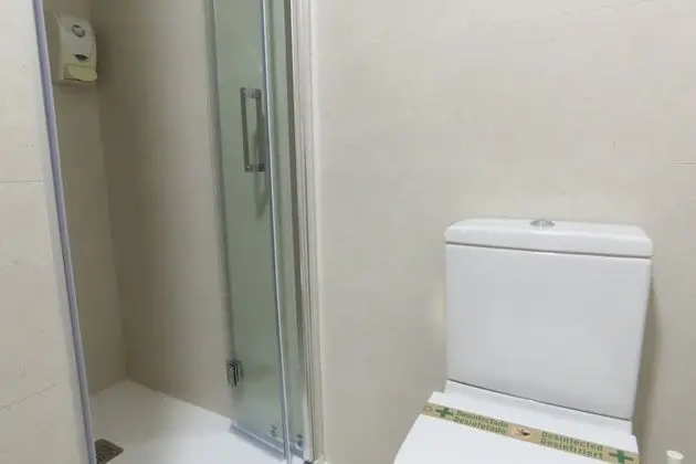 Economy Tek Büyük Yataklı Oda