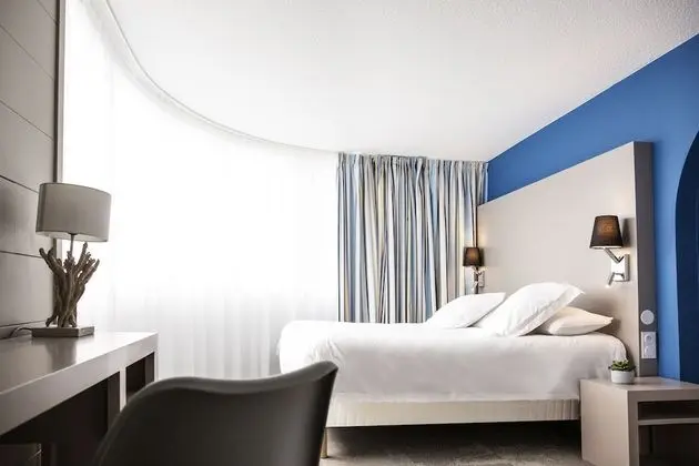 Comfort Room, Sea side