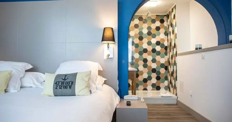 Comfort Room, Sea side