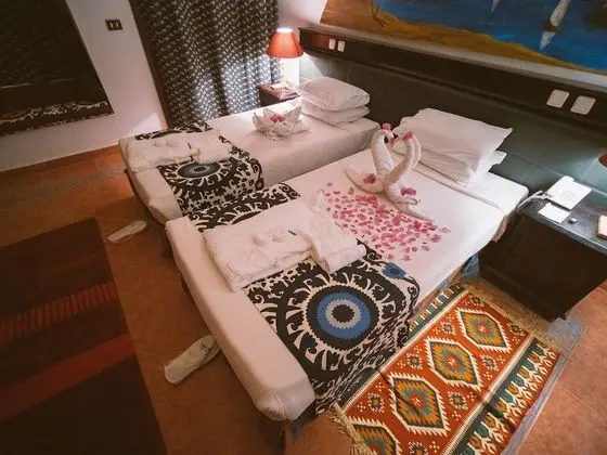 Standard Tek Büyük veya İki Ayrı Yataklı Oda