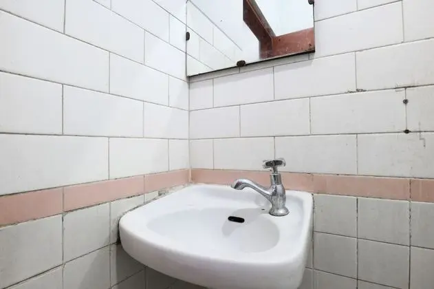 Standard Oda (1st Floor)