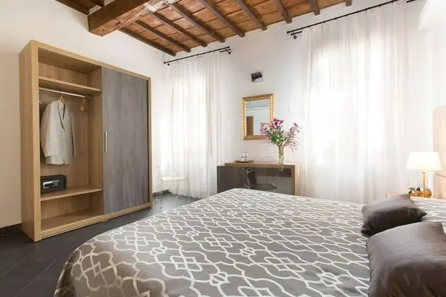 Tek Büyük Yataklı Oda