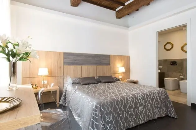 Tek Büyük Yataklı Oda