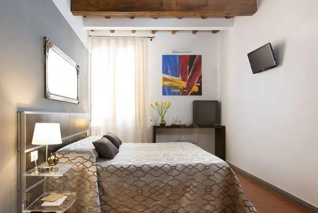 Tek Büyük Yataklı Oda