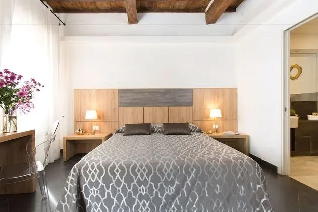 Tek Büyük Yataklı Oda