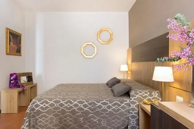 Tek Büyük Yataklı Oda