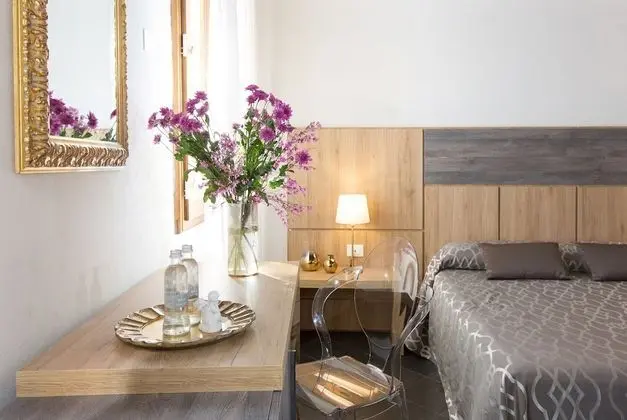 Tek Büyük Yataklı Oda