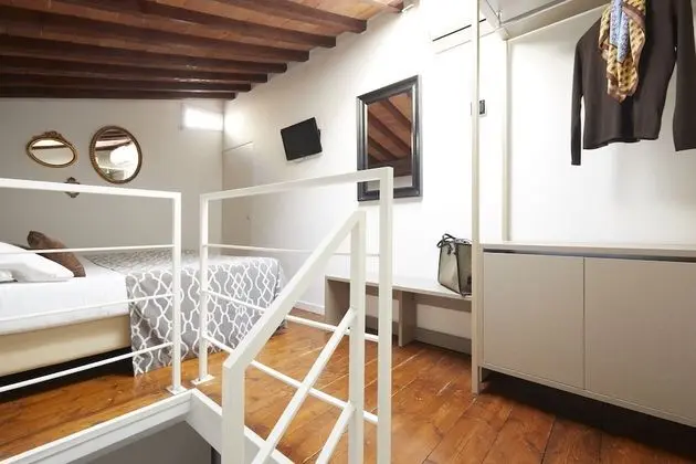 Tek Büyük Yataklı Oda