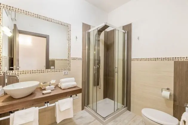 Deluxe Tek Büyük Yataklı Oda, 1 Büyük (Queen) Boy Yatak ve Çekyat, Balkon