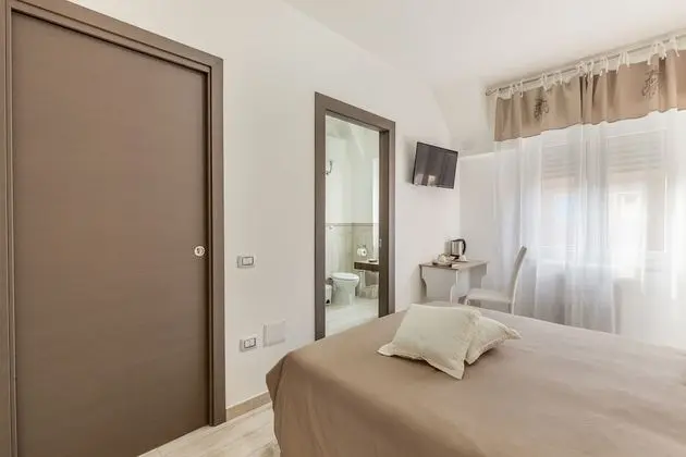 Economy Tek Büyük Yataklı Oda