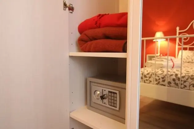 Classic Tek Büyük Yataklı Oda, 1 Büyük (Queen) Boy Yatak