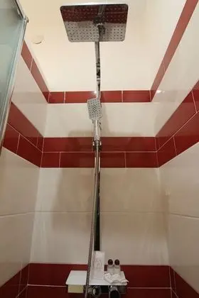 Classic Tek Büyük Yataklı Oda, 1 Büyük (Queen) Boy Yatak