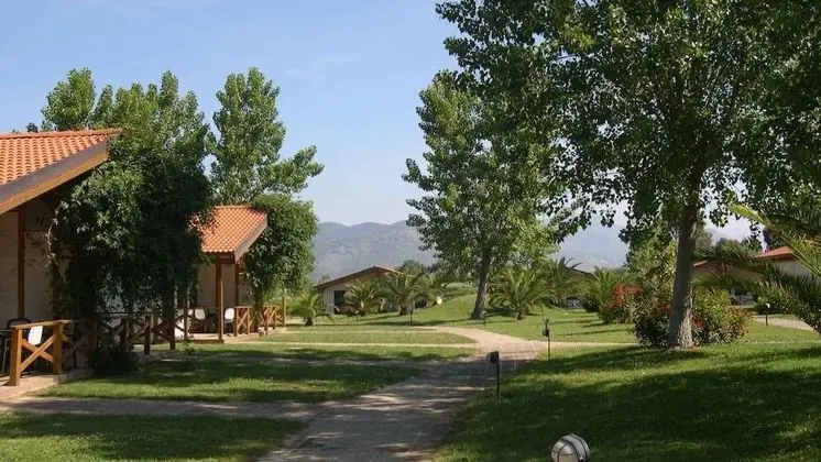 Bungalov, 2 Yatak Odası, Bahçe Manzaralı