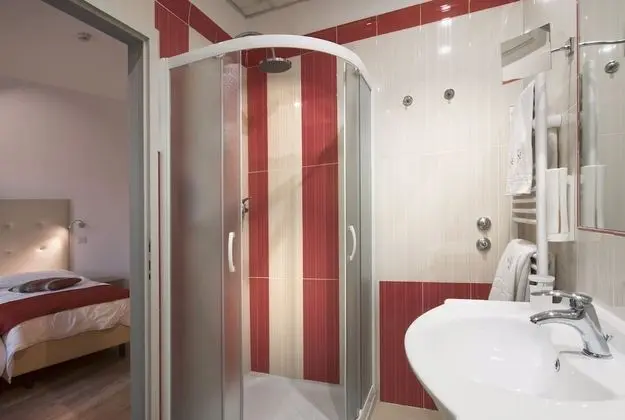 Superior Tek Büyük Yataklı Oda, Şehir Manzaralı