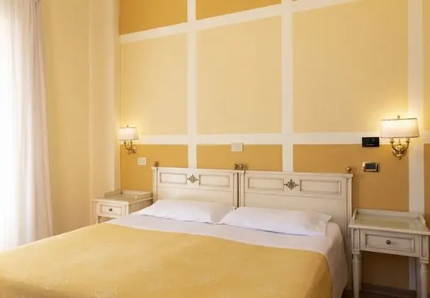 Tek Büyük Yataklı Oda, Şehir Manzaralı