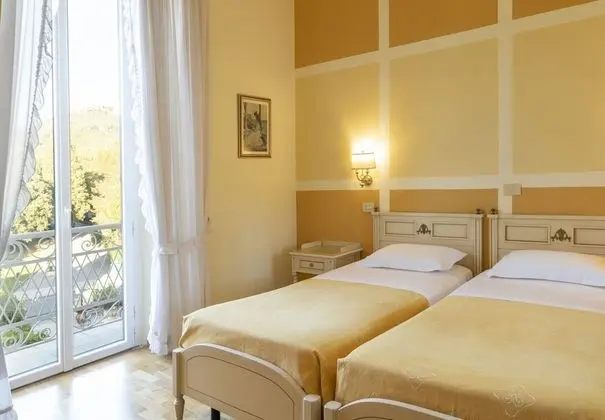 Tek Büyük Yataklı Oda, Şehir Manzaralı