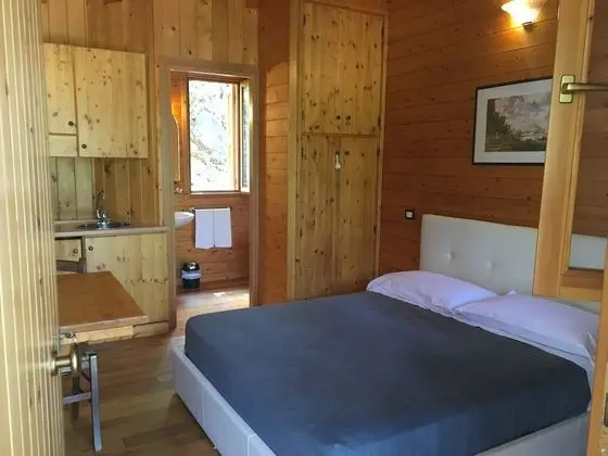 Tek Büyük Yataklı Oda