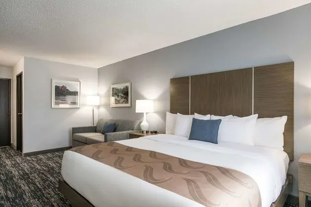 Süit, 1 En Büyük (King) Boy Yatak ve Çekyat, Sigara İçilmez