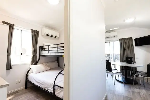 Standard Kulübe, Sigara İçilmez (Standard Room & Breakfast)