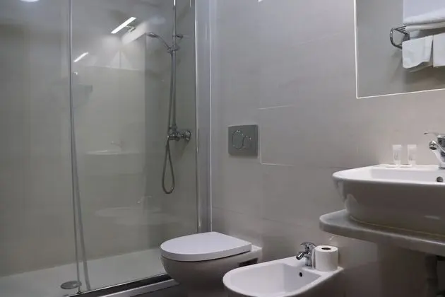 Tek Büyük Yataklı Oda, Özel Banyo