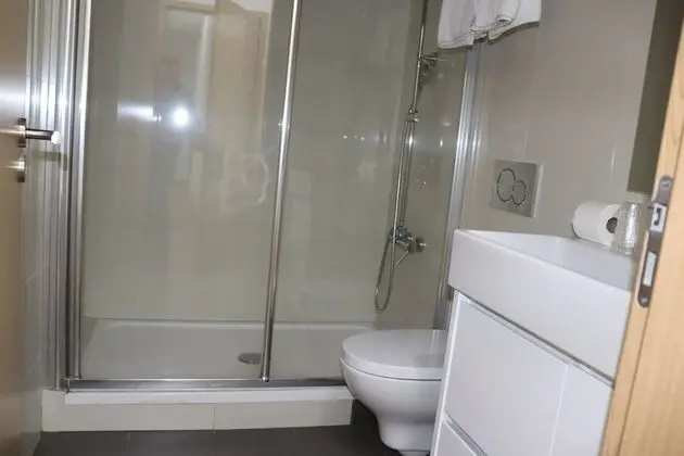 Tek Büyük Yataklı Oda, Özel Banyo