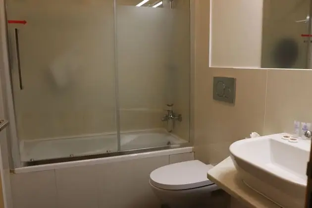 Tek Büyük Yataklı Oda, Özel Banyo