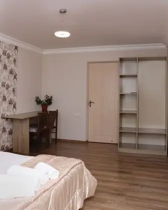 Standard Tek Büyük veya İki Ayrı Yataklı Oda, Dağ Manzaralı
