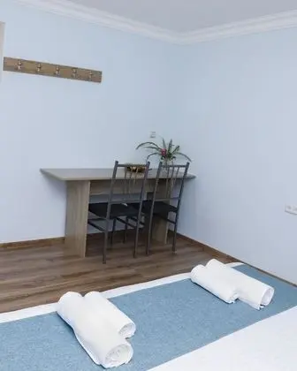 Üç Kişilik Oda