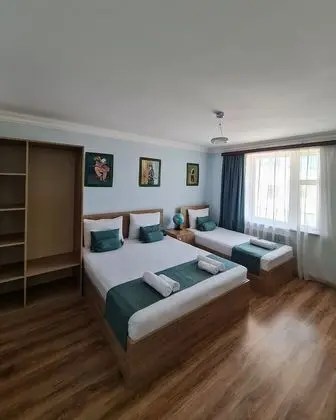 Üç Kişilik Oda