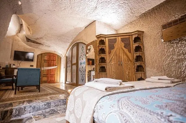 Mağara Oda, Bahçe Manzaralı, 1. Kat