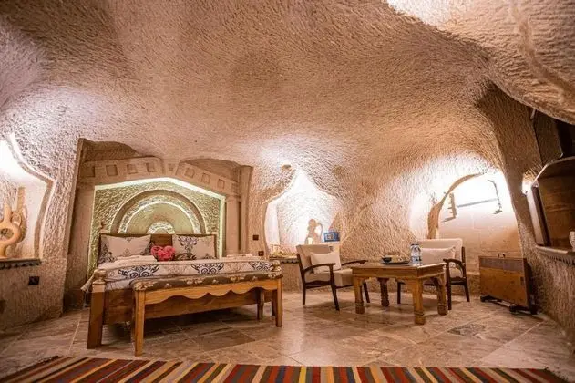 Mağara Oda, Bahçe Manzaralı, 1. Kat