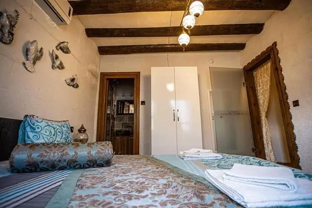 Suite, Bahçe veya Sokak Manzaralı, 2. Kat