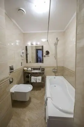 Standard Tek Büyük veya İki Ayrı Yataklı Oda, 1 En Büyük (King) Boy Yatak, Sigara İçilmez