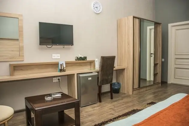 Tek Büyük Yataklı Oda