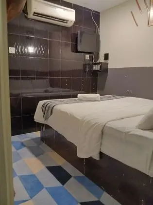 Economy Tek Büyük Yataklı Oda
