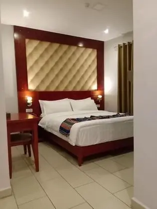 Comfort Tek Büyük veya İki Ayrı Yataklı Oda