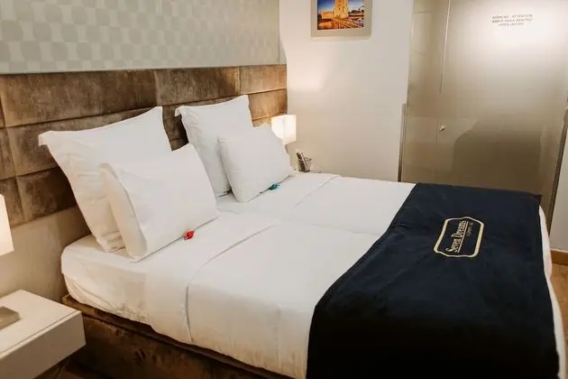 Deluxe İki Ayrı Yataklı Oda (Interior)