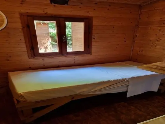 Basic Oda, 2 Tek Kişilik Yatak