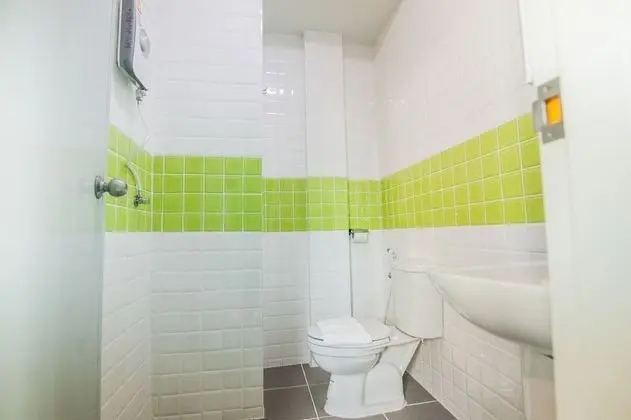 Triple Luck Room