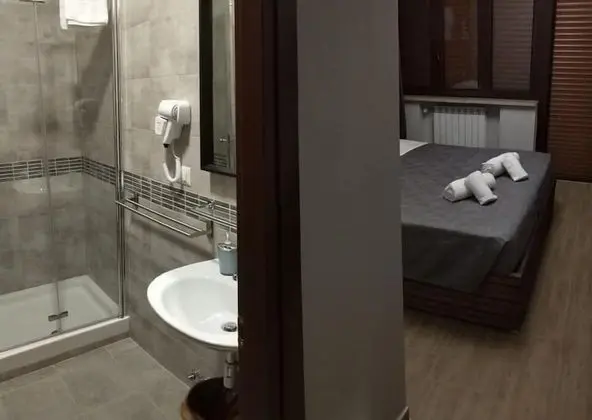 Tek Büyük Yataklı Oda